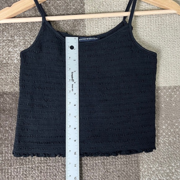 Brandy Melville Black Smocked Spaghetti Strap Crop Tank Top Women One Size Small - Picture 6 of 7